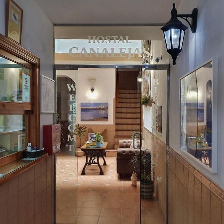 Hostal Canalejas Cádiz Exterior photo