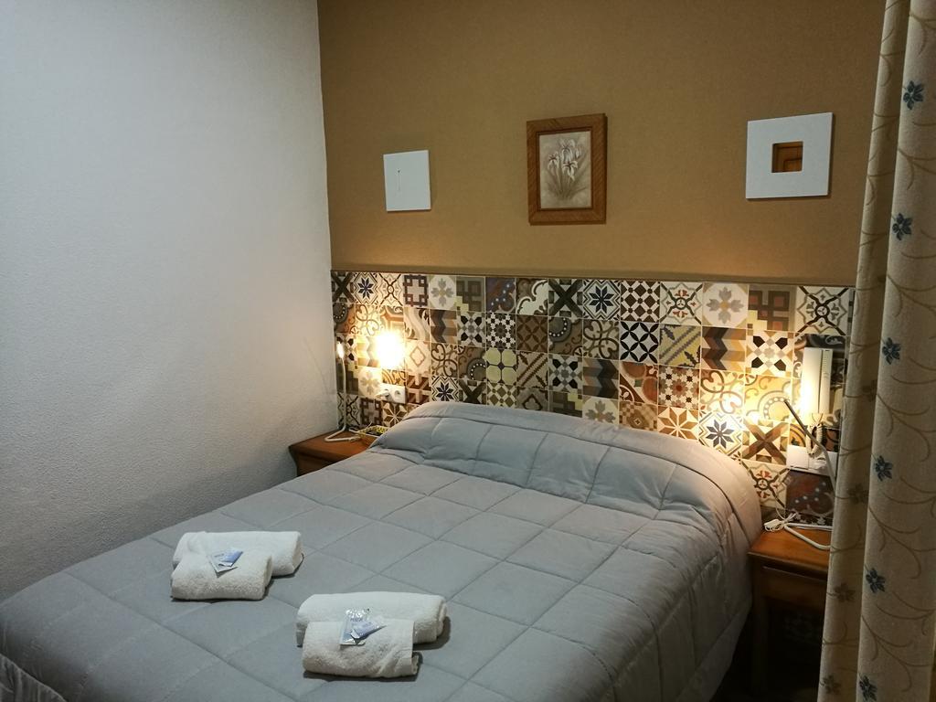 Hostal Canalejas Cádiz Exterior photo