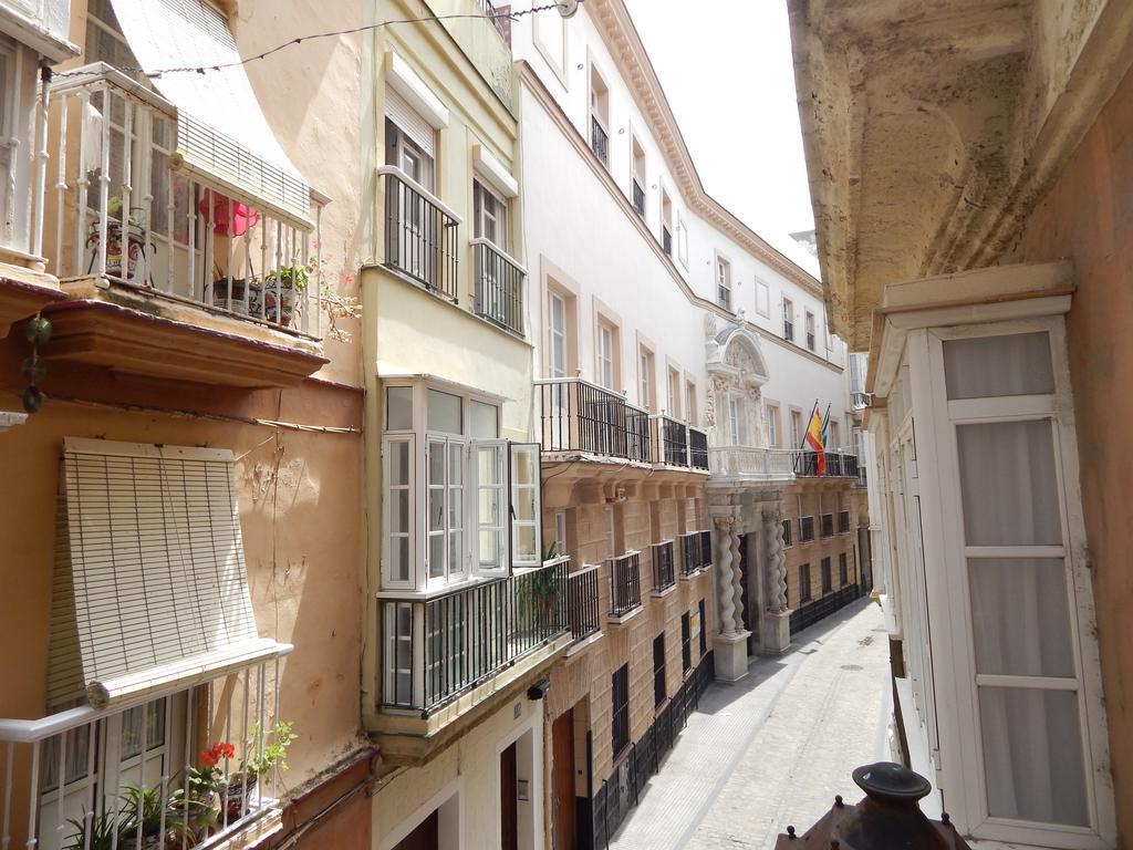 Hostal Canalejas Cádiz Exterior photo